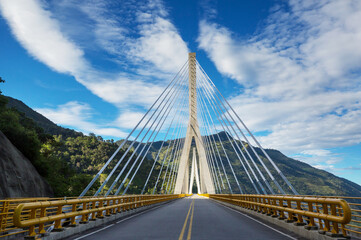 Fototapeta na wymiar Bridge in Colombia