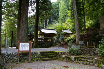 皆瀬神社