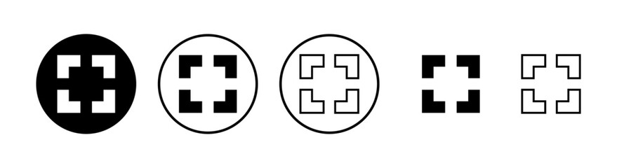 Obraz premium Fullscreen Icons set. Expand to full screen icon for apps and websites. Fullscreen sign icon. Arrows symbol