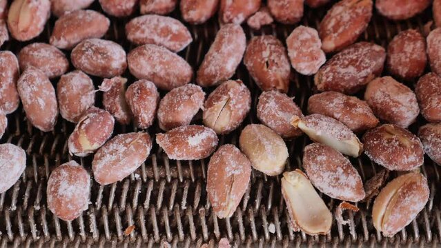 precessing peanuts in a machine