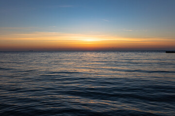 Obraz premium sunrice in the sea