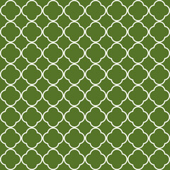 Moroccan Lattice Seamless Pattern in Green. Modern Elegant Backgrounds. Classic Quatrefoil Trellis Ornament.