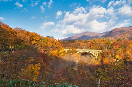 Autumn colors in Naruko Gorge