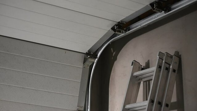 closing the automatic gate from inside the garage