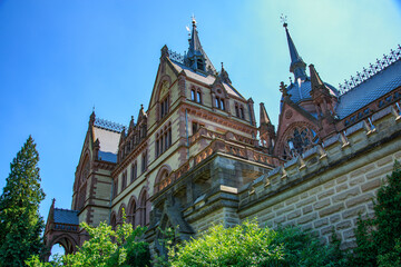 Fototapeta premium Siebengebirge Drachenfels Schloss Drachenfels Zahnradbahn