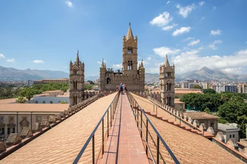 Rolgordijnen Picturesque Palermo: Captivating Moments of Sicilian Charm in Vibrant Cityscapes © DiegoRussoPh