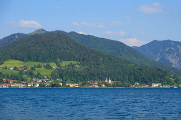 Fototapeta na wymiar Beautiful view at the Tegernsee from Bad Wiessee to destination Tegernsee - Germany