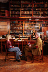 Psychologist talking to patient.