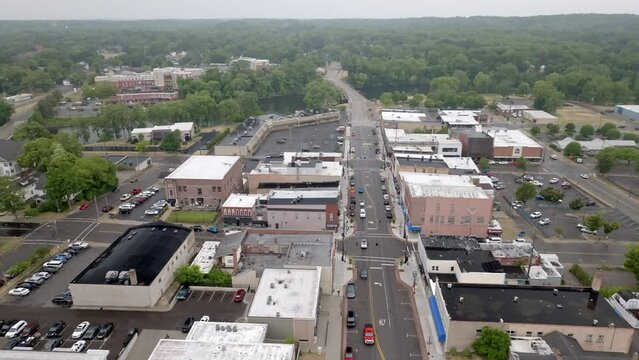 Downtown Niles, Michigan with drone video moving left to right.