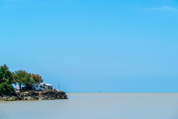 Embouchure du fleuve Sélé dans la région Campanie en Italie
