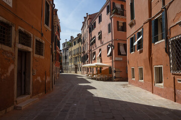 Fototapeta na wymiar Street in Venice - without channels