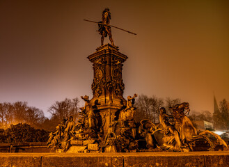 Fototapeta premium Stadtparkbrunnen Stadtpark