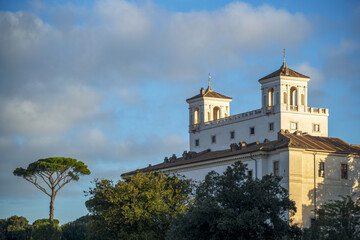 L'église de la Sainte-Trinité-des-Monts à Rome
