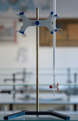 Burette for precision measurements in the chemistry laboratory
