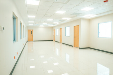 baños, Blur image background of corridor in hospital or clinic image, Generative render, door, hermoso interior de  animation, White, yellow, blue open space office interior with blank wall, Mock up