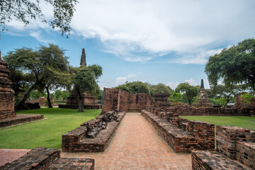 Fototapeta premium Wat Phra Ram, a restored temple ruin located on Ayutthaya's city island inside the Historical Park, Thailand