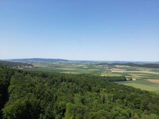 Fototapeta premium Blick ins Külftal bei Duingen in Niedersachsen mit der Drohne fotografiert