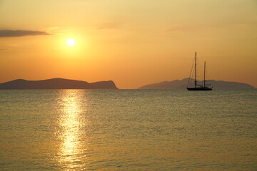 Fototapeta na wymiar Sunrise over the Aegean Sea