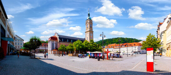 Marketplace with stalls and St. George's Church, Thuringia, Germany. - St. Georgenkirche,...
