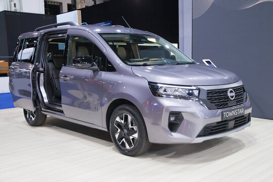 Nissan Townstar at Automobile Barcelona 2023