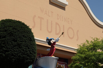 Naklejka premium Parc à thème Disneyland Paris et Walt Disney Studios