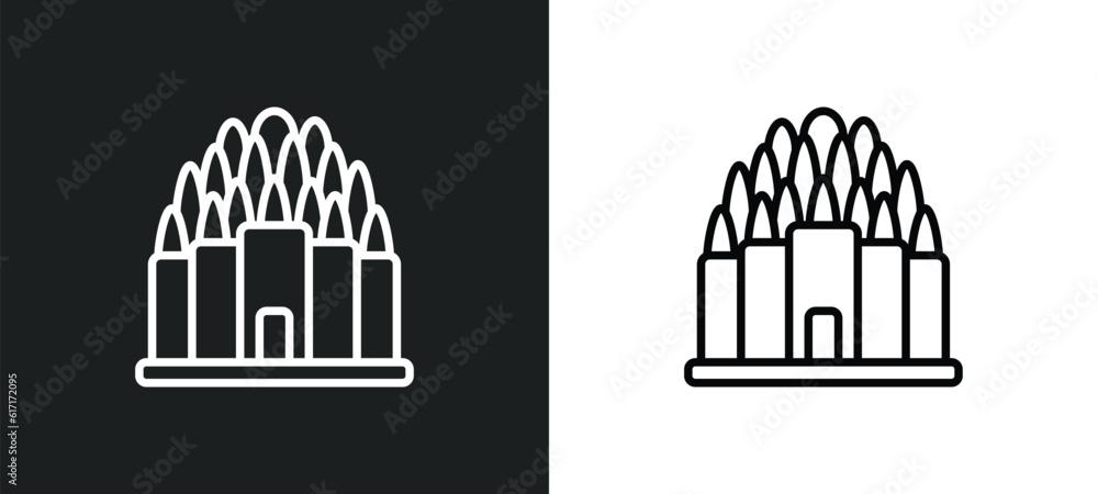 Poster prambanan line icon in white and black colors. prambanan flat vector icon from prambanan collection 
