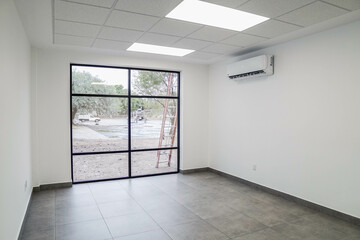 aire acondicionado, Door of warehouse storages, perfect render room, windows and soft lights rooms 