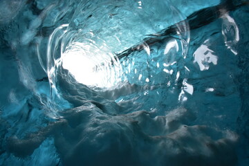 北欧・アイスランド、氷の洞窟の美しくツルツルな氷 - obrazy, fototapety, plakaty