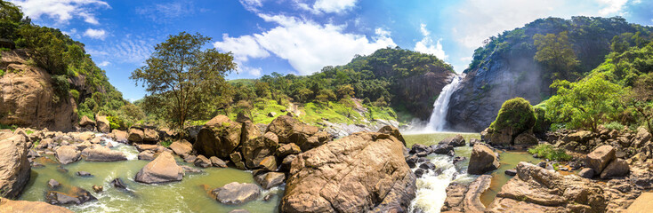 Dunhinda waterfall in Sri Lanka