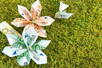Geld - Origami falten - 617244451