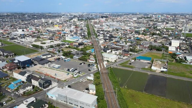 越谷市 さいたま 埼玉県 沿線 都市 町 街 ベッドタウン 政令指定都市 空撮 ドローン 線路 電車