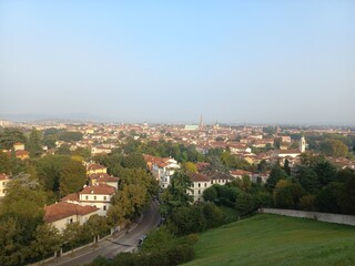 Fototapeta na wymiar panorama di Vicenza, Veneto, Italia 