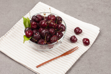 
A perennial plant with woody stems or branches.