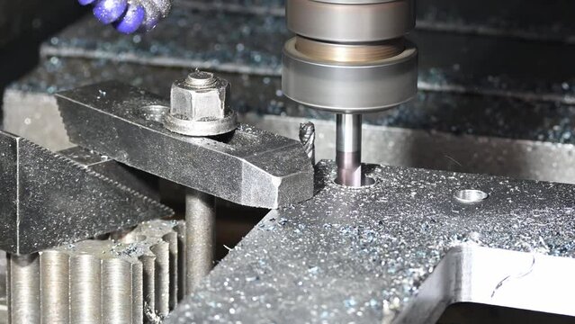 The counter bore cutting  process on CNC milling machine with square end mill tool.