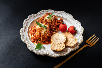 Spaghetti Tomato Sauce with Cheese