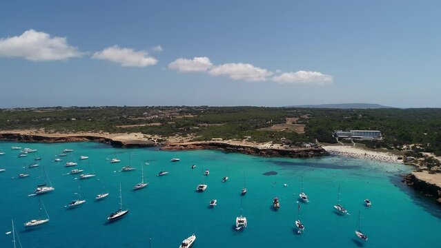 Formentera - Cala Saona a vista de drone
