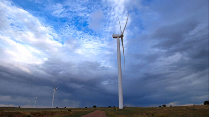wiatrak energia śmigła urządzenie energetyka farma wiatrowa - obrazy, fototapety, plakaty
