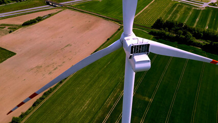 wiatrak energia śmigła urządzenie energetyka farma wiatrowa - obrazy, fototapety, plakaty