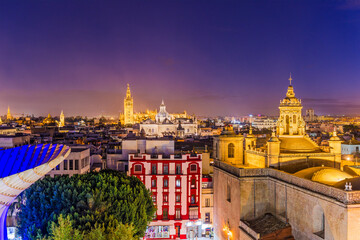 Fototapeta premium Seville, Spain skyline in the Old Quarter.