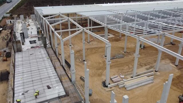 Constru&ccedil;&atilde;o Industrial em Portugal