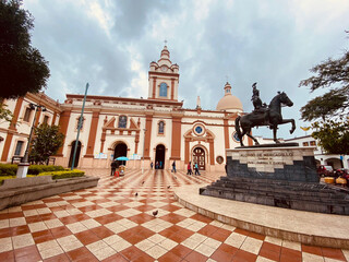 Iglesia San Juan Bautista el Valle Loja Ecuador fundada en 1629 🇪🇨