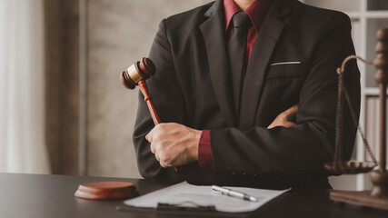Lawyer concepts to testify to clients and to provide counseling in cases, to provide legal relief, to maintain law and fairness, to proceed with transparency, to attorneys to defend cases in court.