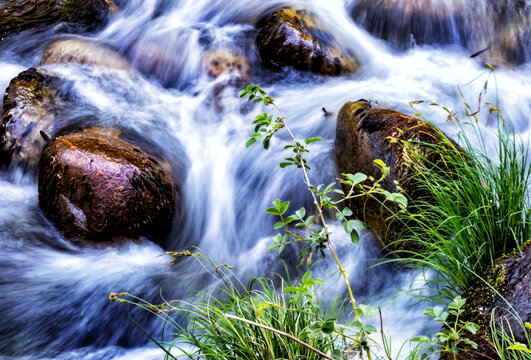 Rocas en el rio Arenal