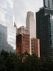 Fototapeta na wymiar Vertical shot of beautiful modern buildings in New York