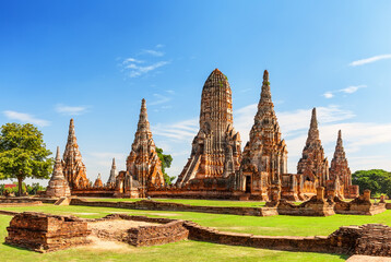 Pagoda at Wat Chaiwatthanaram temple is one of the famous temple in Ayutthaya, Thailand. - obrazy, fototapety, plakaty
