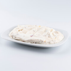 yoghurt with chili paprika and garlic