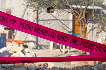 Caution, power cable - Croatian barricade tape