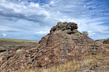 Fototapeta premium Landscape of rock mound in southern Idaho.