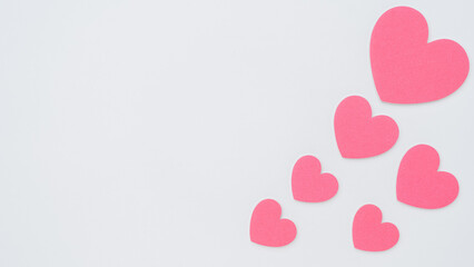 白背景とハートマーク