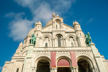 Fototapeta na wymiar The Basilica of Sacré-Cœur de Montmartre, Paris, France